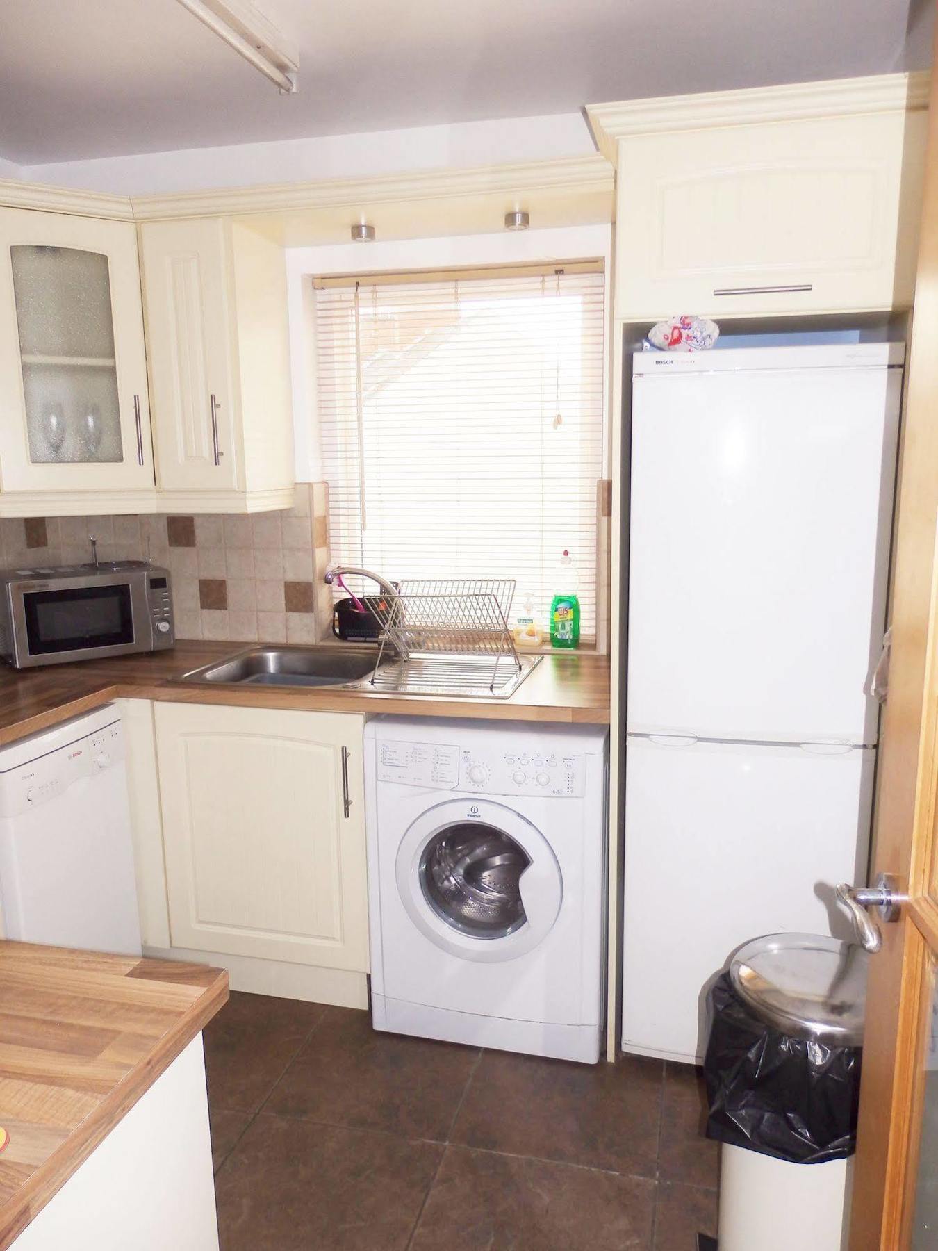 Excellent Location - City Centre - Parking - 4 Beds -2 Bedrooms Belfast Kültér fotó